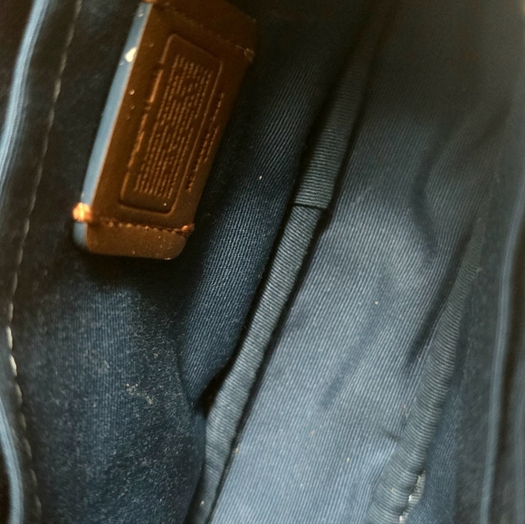 Coach X Marvel Crossbody /bum Bag Marvel Spiderman - Picture 2 of 3